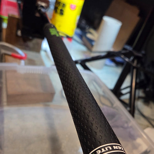 How to Remove a Golf Grip Safely Without Damaging the Shaft