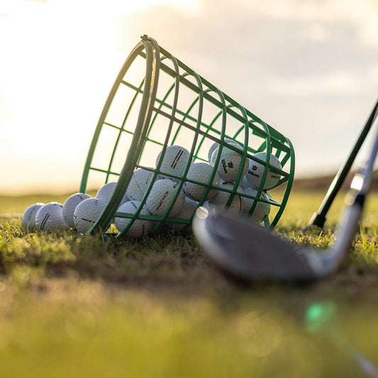 Driving Range vs Golf Simulator: What’s Better for Beginners?